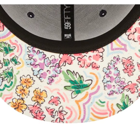 New Era New York Yankees Watercolor Floral 59FIFTY Fitted Hat Cap - Picture 15 of 15